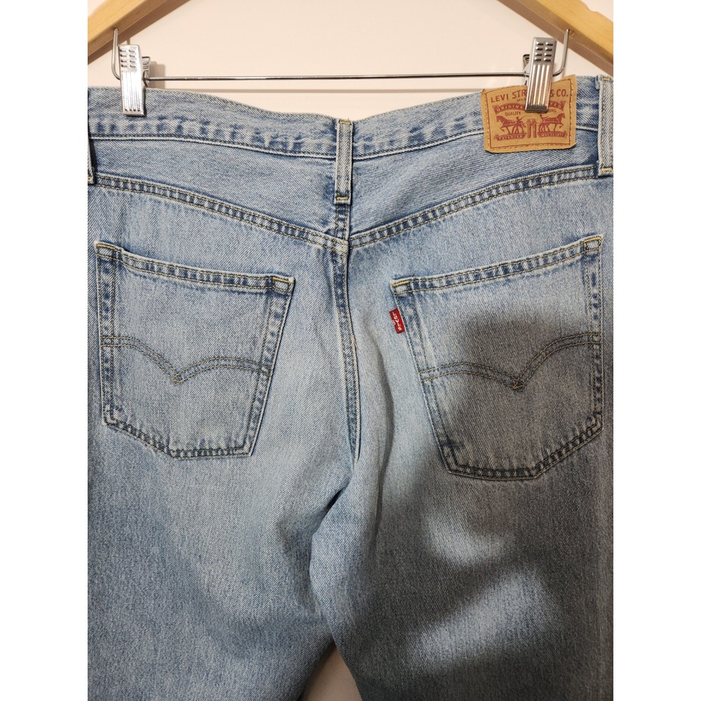 Levis 94 Baggy Jeans Womens 31 Riveting Light Wash Straight Leg Denim A3510-0035 - Picture 8 of 8